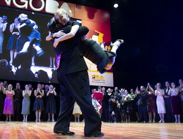 /el-querandi-tango-show-buenos-aires-the-world-champions-celebrating