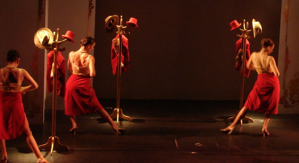 Cafe de los Angelitos Buenos Aires Tango sensual coreografia femenina