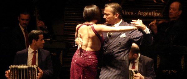 La Ventana Tango San Telmo pareja de bailarines