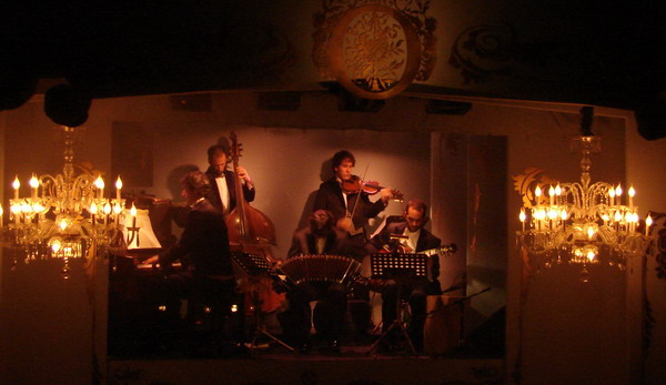 Cafe de los Angelitos Tango show Buenos Aires orchestra