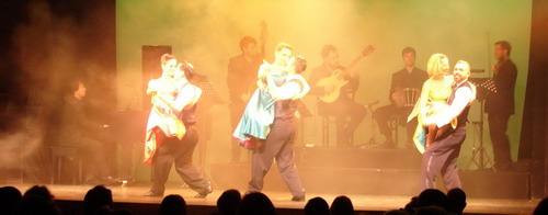 Tango Show Homero Manzi chorus line