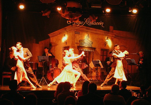 el viejo almacen tango show buenos aires pareja de baile